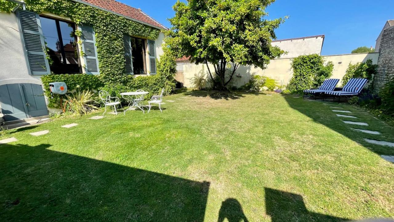 Moncoeur, Maison Et Jardin A 700 M Des Hospices De Beaune Holiday home *