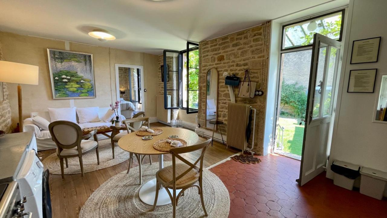 Moncoeur, Maison Et Jardin A 700 M Des Hospices De Beaune Holiday home Beaune (Cote d'Or)